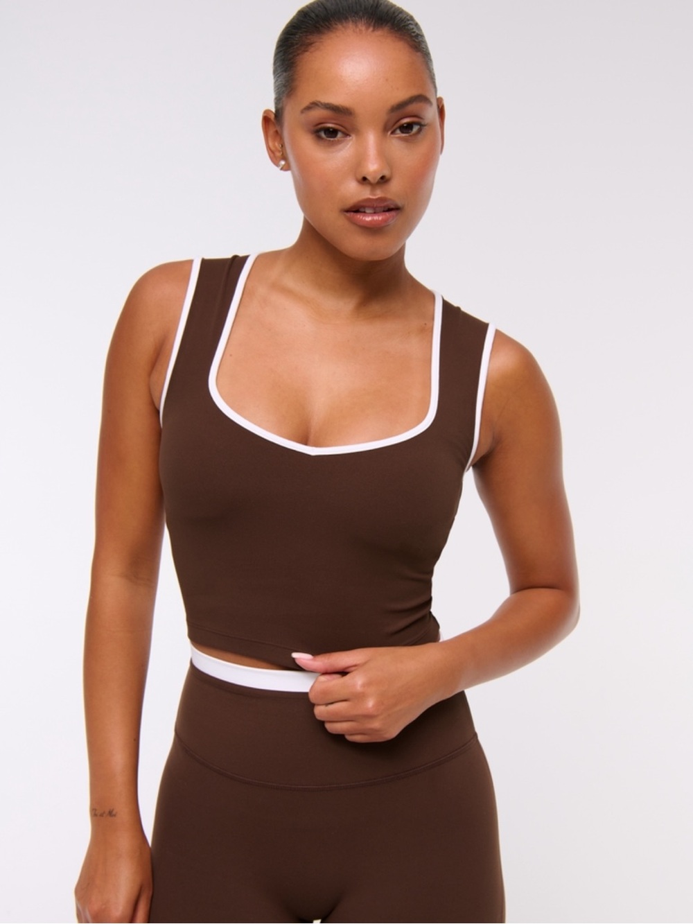 NWT - Abercrombie & Fitch - YPB studioFLEX Portrait Tank - Picture 3 of 9